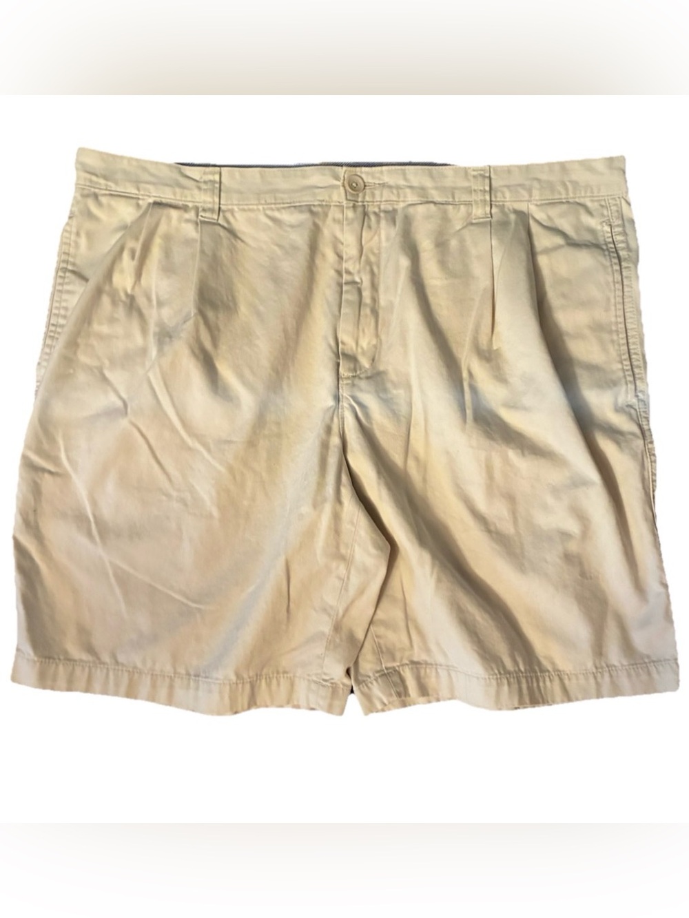 Club Room Men's Light Khaki Double Pleated Chino Shorts, Size Tag 38